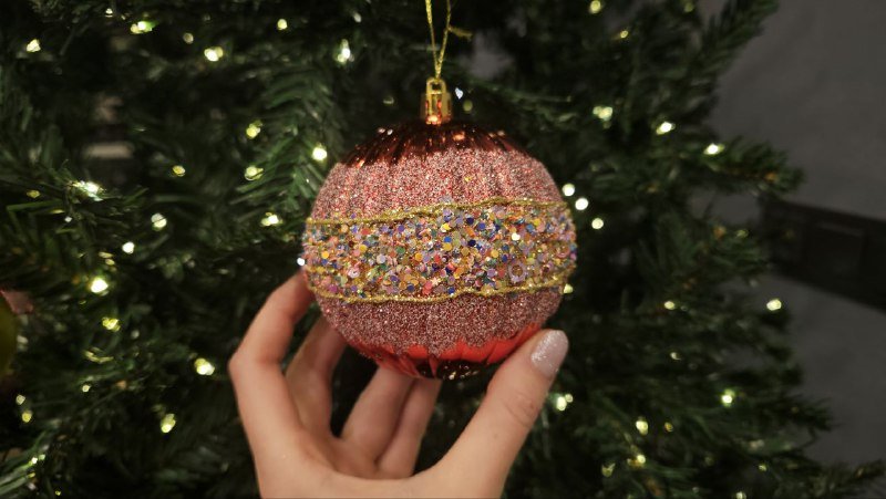 Большие яркие новогодние шары Deco комплект из 24 штук 3