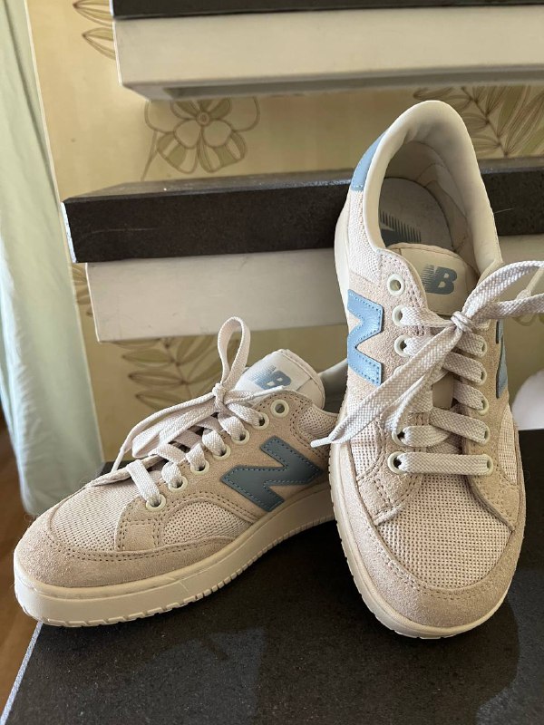 Кроссовки New Balance Pro Court женские