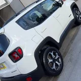 Jeep Renegade 9
