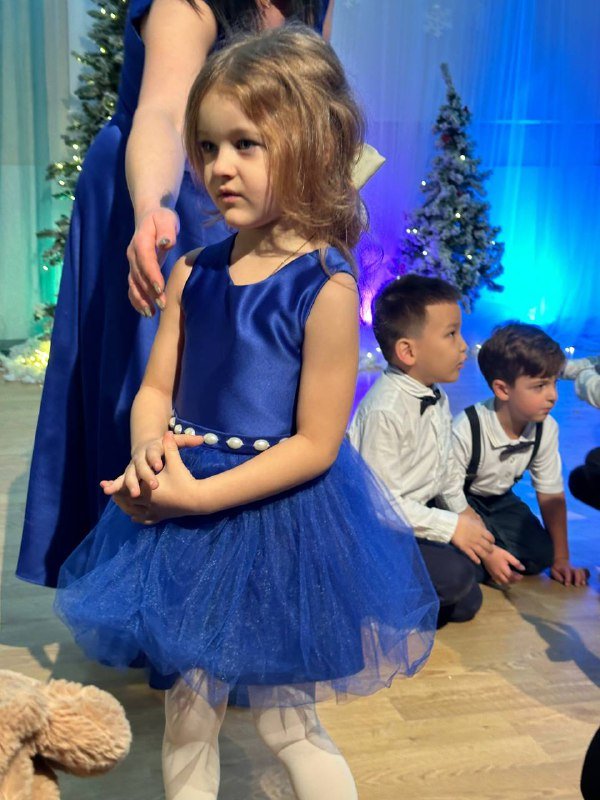 Платье для ребенка 4-5 лет на молнии 2