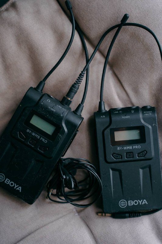 Радиомикрофон, экшен камера, объектив Samyang, клетка MagicRig