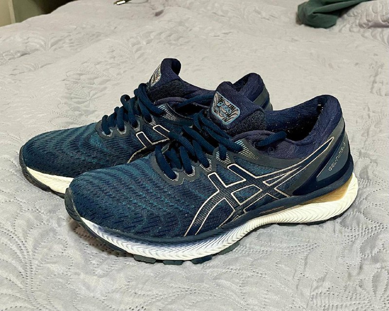 Кроссовки мужские ECCO Multi-Vent M, кроссовки женские Asics gel-nimbus 22 4