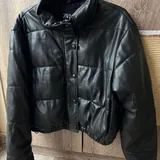 Кожаный пуховик Zara 1