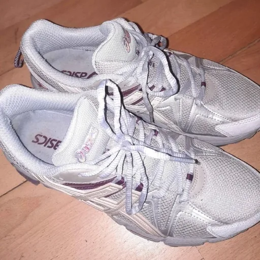 Кроссовки Asics