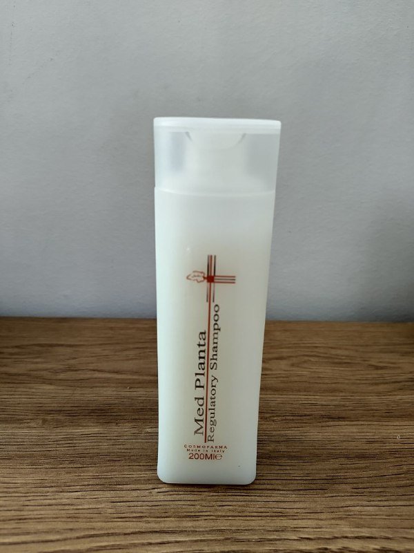 шампунь MedPlanta, тоник Greenmade, крем Smorodina, маска Jurassic spa, резинки из шелка