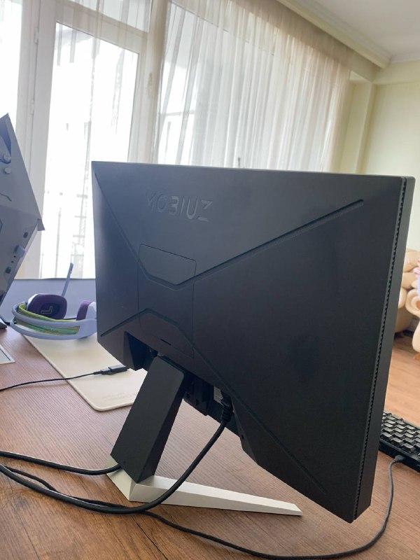 Монитор BenQ Mobiuz 165 hz 2