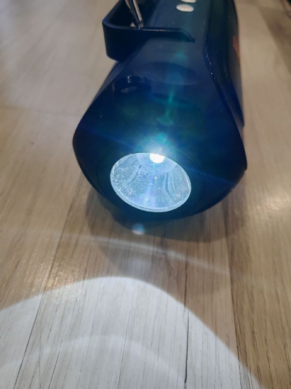 Колонка с радио и фонариком T&G