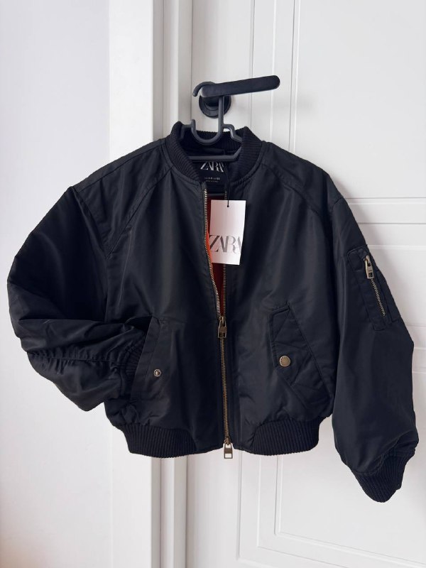 Куртка Zara для детей 8-9 лет (130 см)