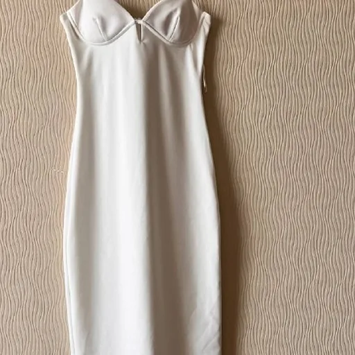 Белое облегающее платье Zara