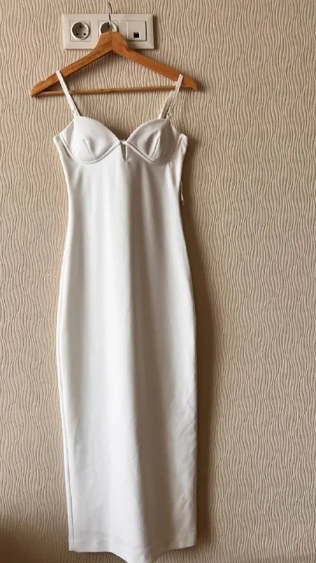 Белое облегающее платье Zara