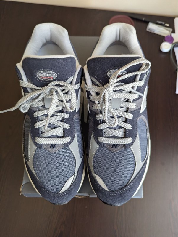 Кроссовки New Balance 2002, новые, размер 9 US 2