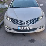 Lincoln MKZ Hybrid 2015 1