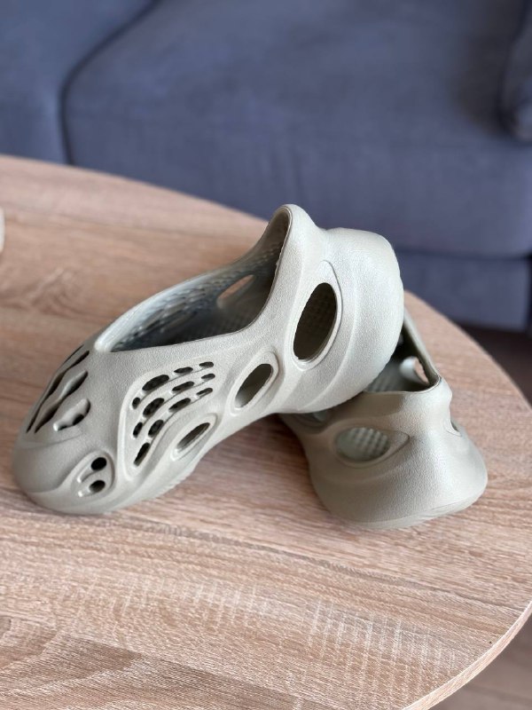 Adidas Yeezy Foam RNR Stone Salt кроссовки мужские 3