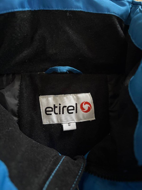 Куртка синего цвета размер S 3