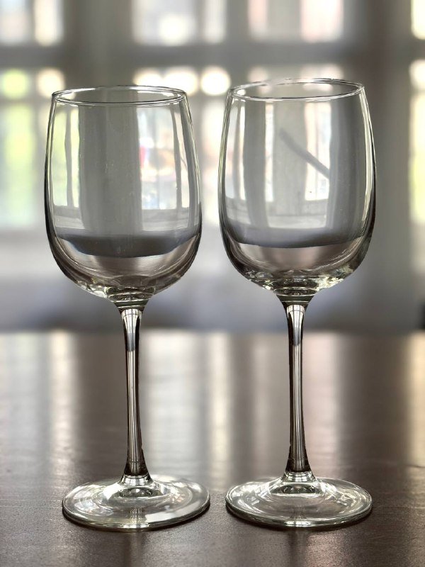 Бокалы 4шт с кривой ножкой, 2шт