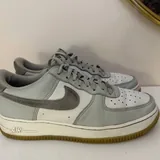 Кросівки HOKA Bondi 8, Nike Air Force 1 6