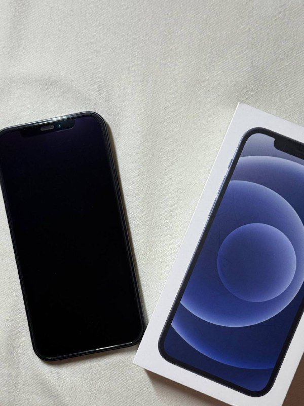 IPhone 12 64GB с аксессуарами 2