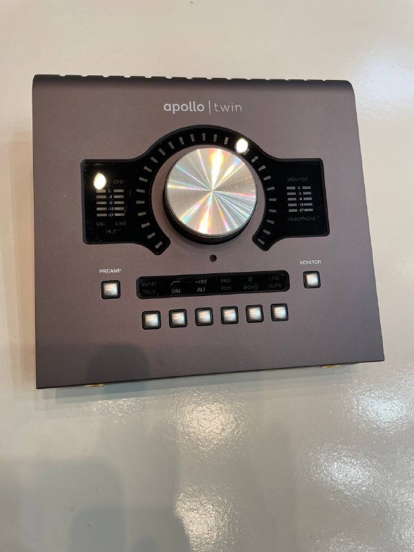 Аудио интерфейс, микрофон, наушники, стойка, XLR кабель