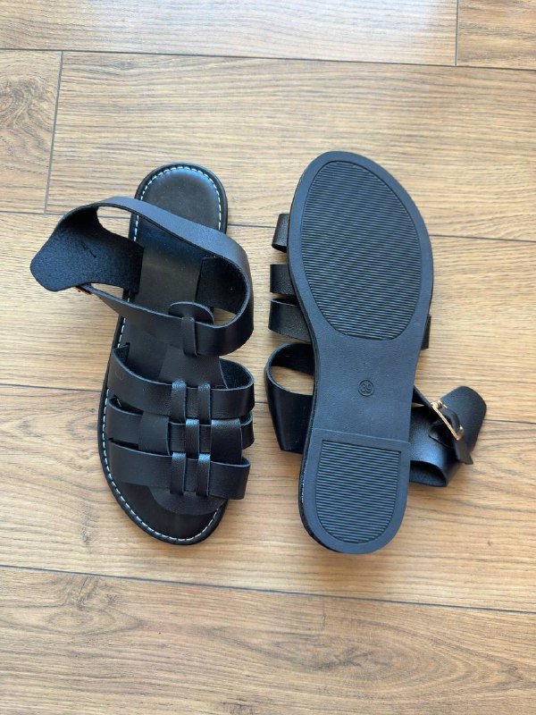 Черные сандалии на ремешках размер 39 2