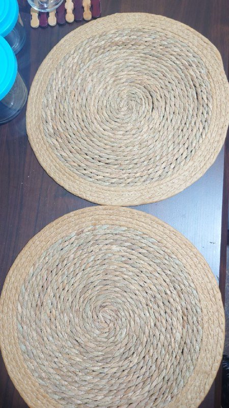 Ручной массажёр, кроссовки Quechua, гирлянда, скатерть, капучинатор, набор тарелок, сито и венчик, подставки, бокалы, стеклянные контейнеры 8