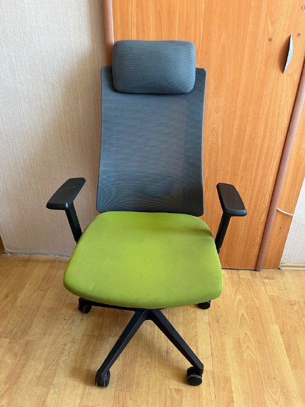 компьютерное офисное игровое кресло