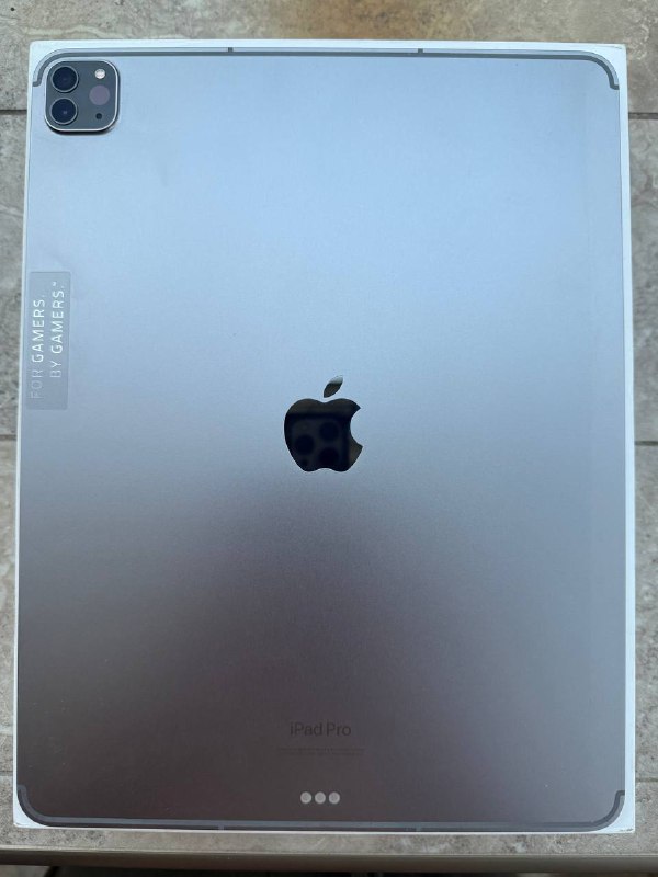 iPad Pro M2 12.9" полный комплект