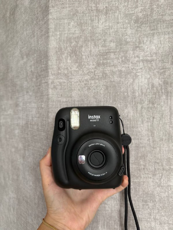 Пиджак новый, instax mini 11, кроссовки decathlon 4