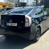Toyota Prius 2014 3