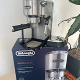 Кофемашина DeLonghi Dedica Style 1