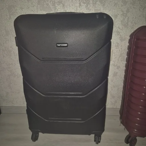 Чемоданы