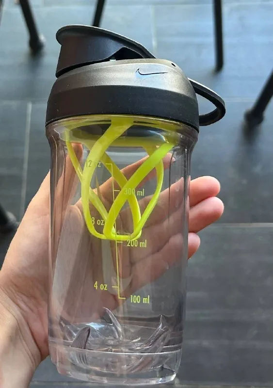 Бутылка Nike 1