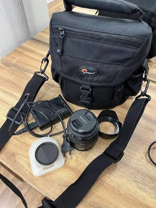 Sony A77, объективы 18-55 и 50mm 1