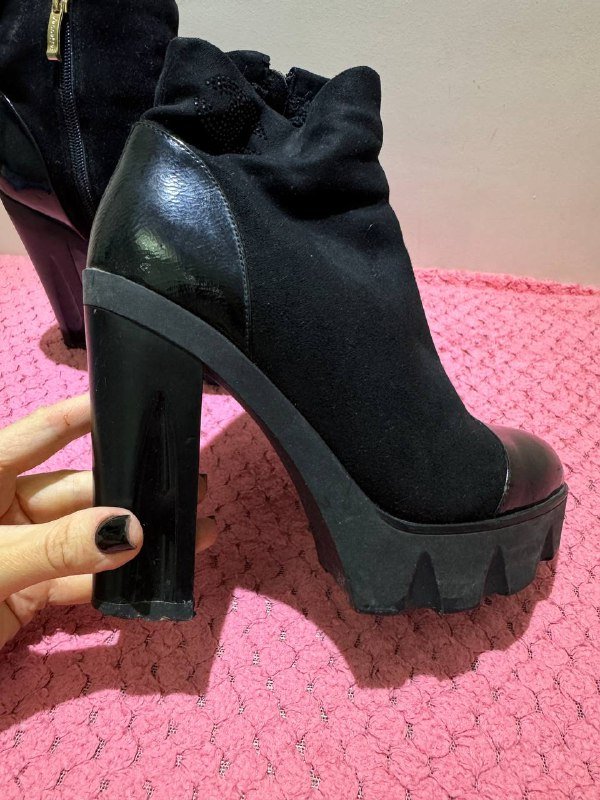 Стрипы босоножки, утепленные сапожки 38 размер 3