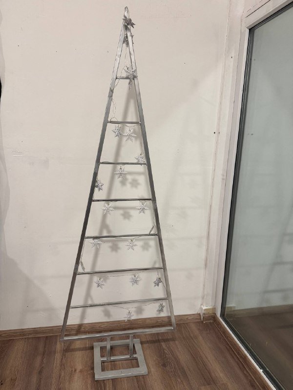 Металлическая декоративная ёлка