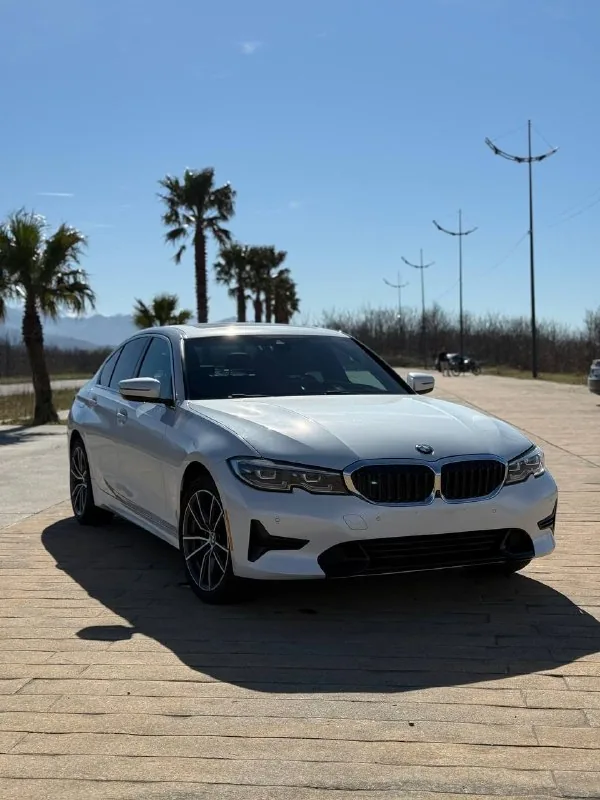 BMW 330i xDrive 2021 1