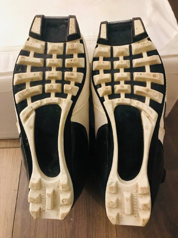 Ботинки лыжные FISCHER для беговых лыж 39р 5