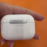 Apple AirPods Pro 2 3