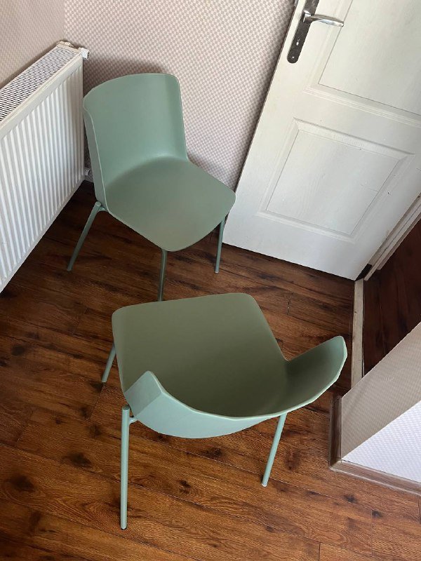 Два мятных стула 2