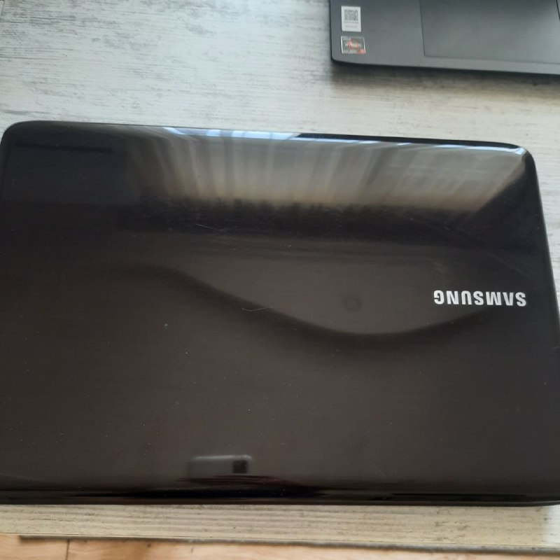 Ноутбук Samsung R540