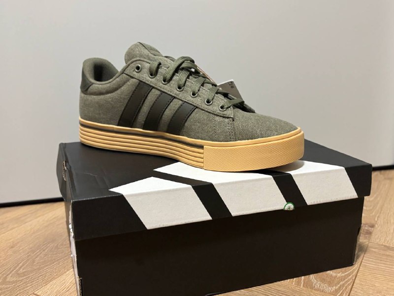 Кроссовки Adidas Daily 4.0 мужские, размер US 9 3