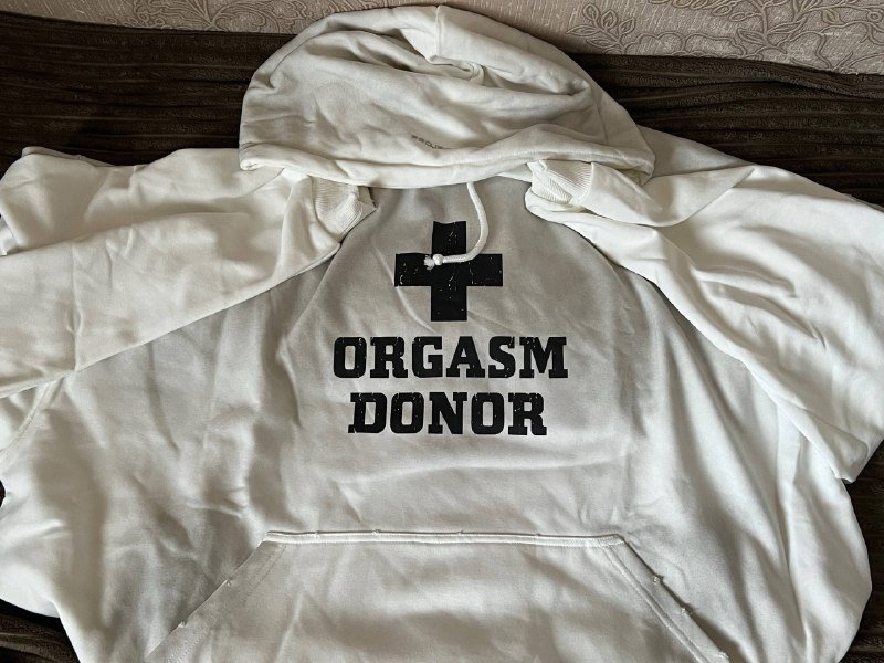 рюкзак, худи, штаны, кейс, кроссовки 2