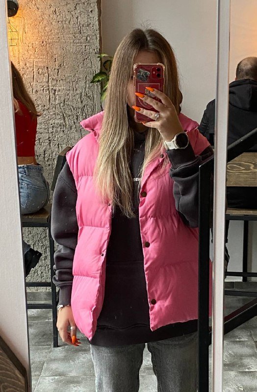 Жилет на пуху розовый