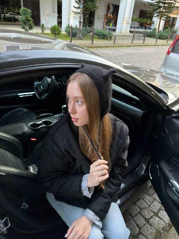 Шапка с ушками из пуха норки ручной работы 2