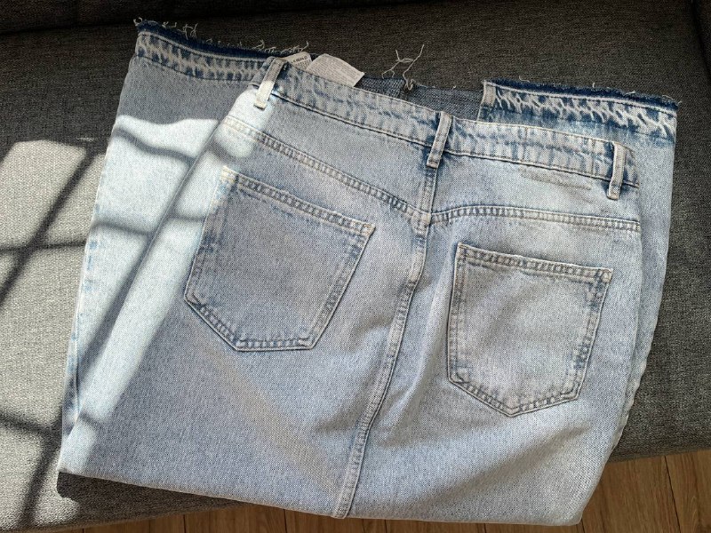 Джинсовая юбка Pull&Bear, джинсовый комбинезон New Look 3
