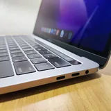 MacBook Pro 13" 2016 с Touch Bar, 4 USB-C 4