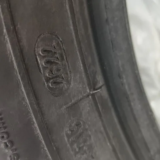 Зимние шины Petlas Glacier W661, 215/55 R17