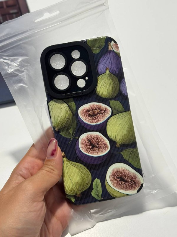 чехол на iPhone 14 Pro