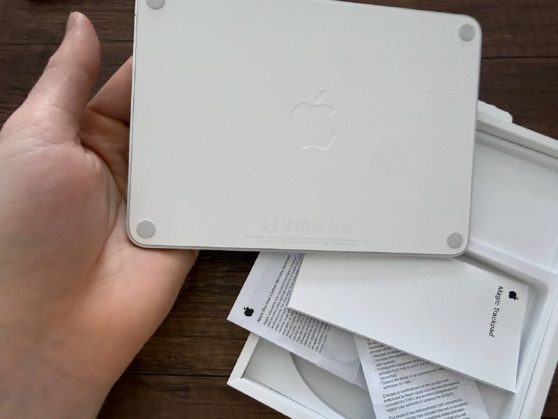 Apple Magic Trackpad 2