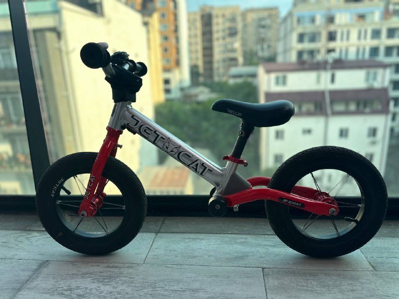 Беговел Jetcat