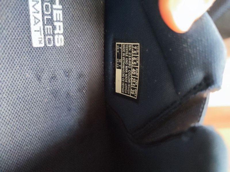 Мужские кроссовки Skechers 40 размер 5